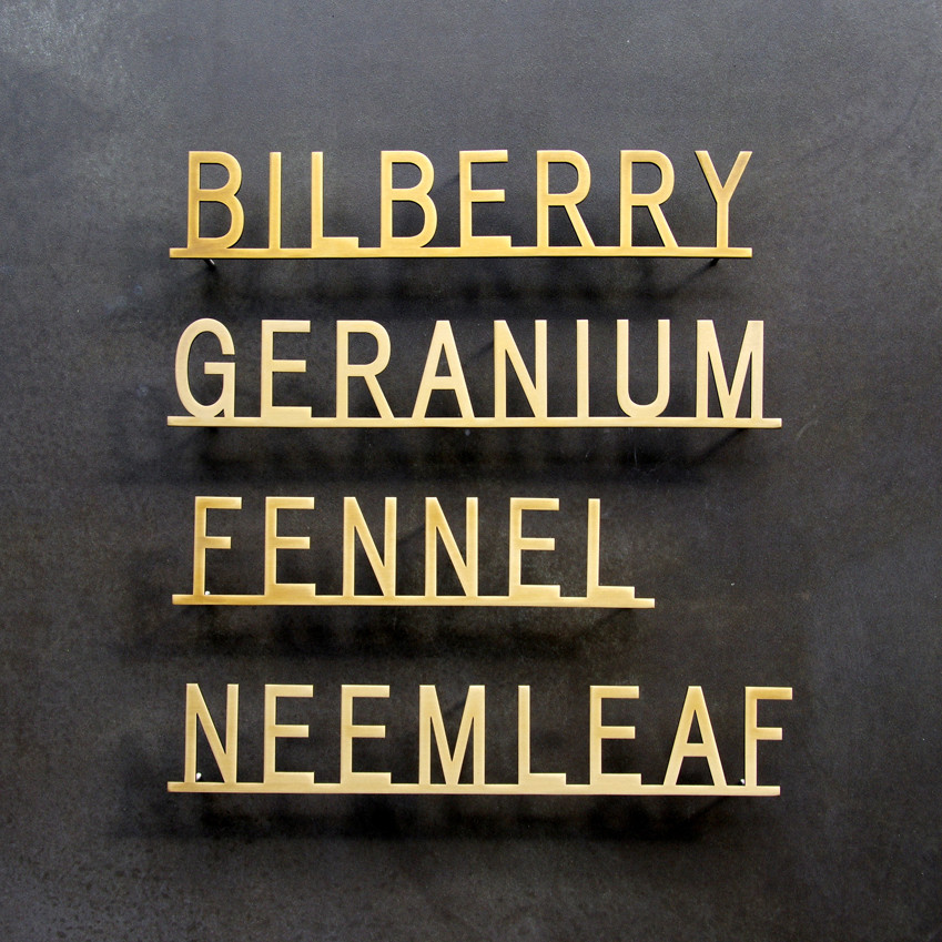 Custom design Brass 3D Metal Signage Waterproof Letter Metal Signs