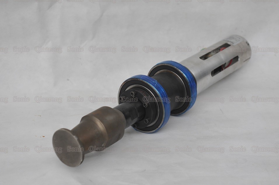 Copper Sheet Aluminum Sheet Handheld Ultrasonic Welder , Aluminum Tube Roll Ultrasonic Bonding Machine