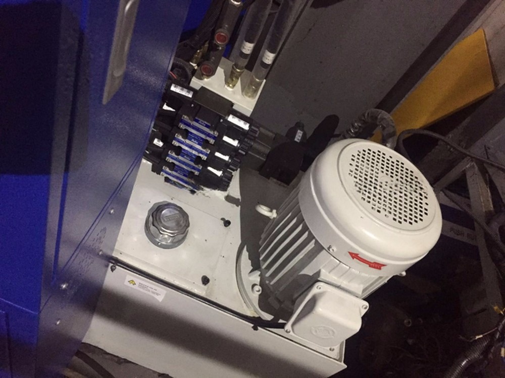 High Precision 15 Ton injection Molding Machine Vertical For USB/MICRO Connector