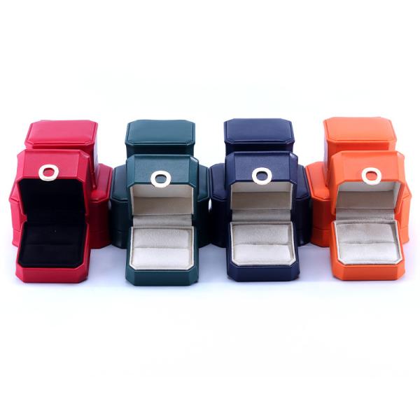 11*11*5.5cm Customized Color Ring Design PU Leather Jewelry Box for Necklace