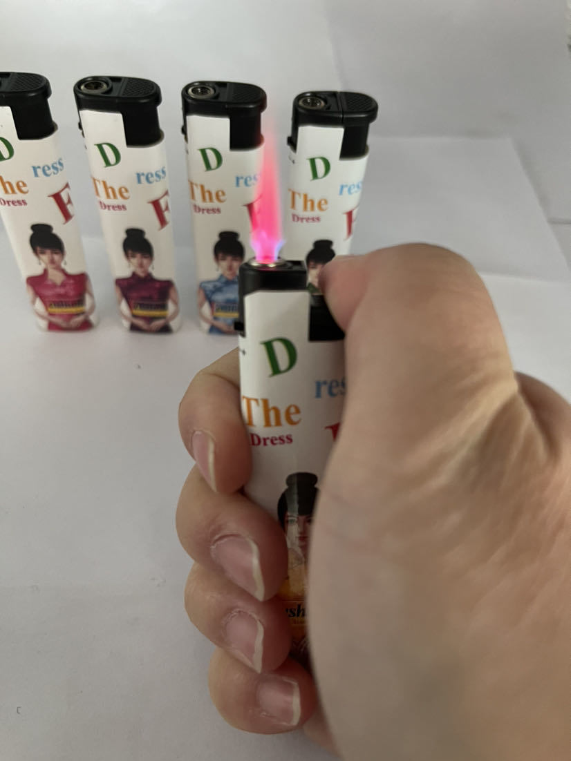 Donyi Dy-F028 Wholesale Refillable Plastic Smoking Butane Label Lighter with Cheapest Price High Quality