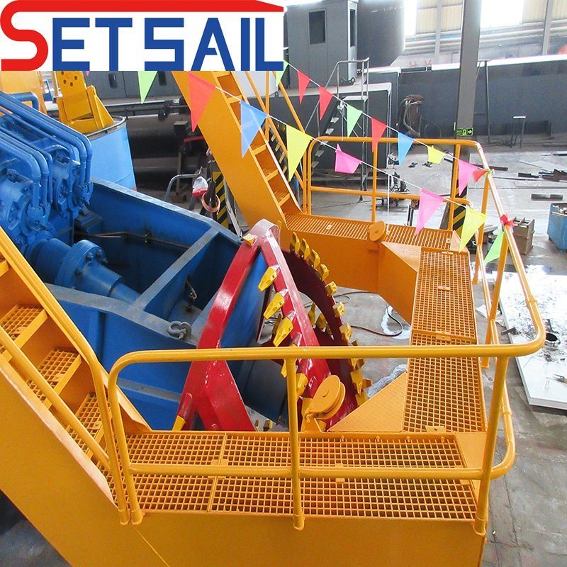Diesel Engine Power 28inch Cutter Suction Dredger with Sand Pump