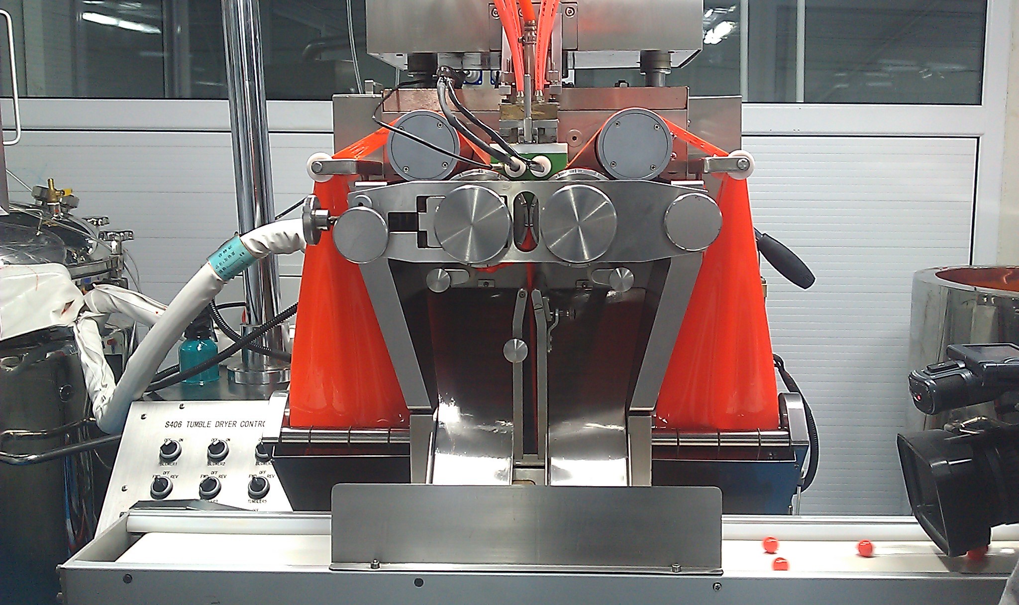 SS304 Paintball Counting And Packing Machine Paintball Encapsulation Machine