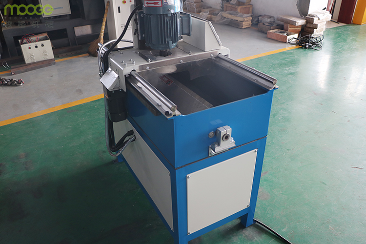 700mm Semi Automatic Grinder For Sharpening Knives PLC Chipper Blade Grinder