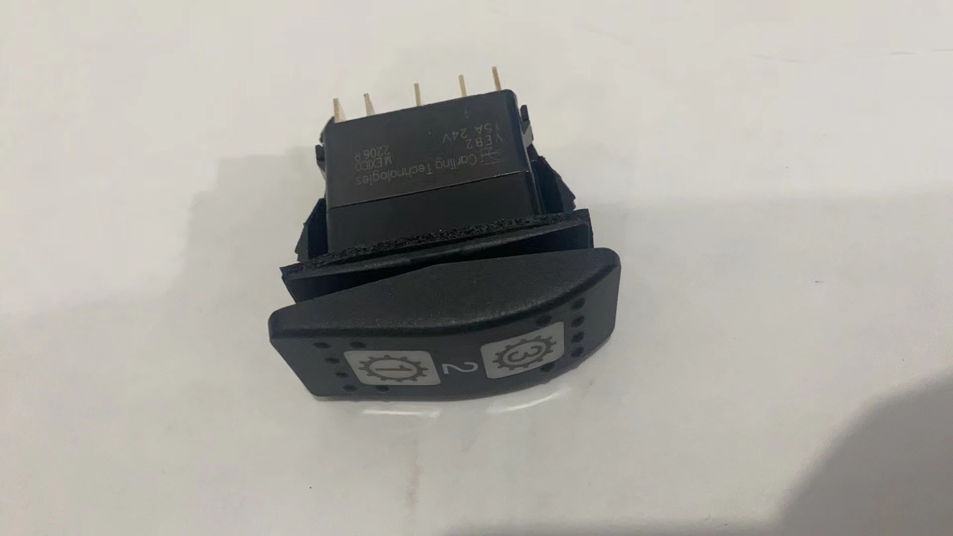 4700792812 Gear Button Switch For Road Roller Spare Parts Cc524 624hf