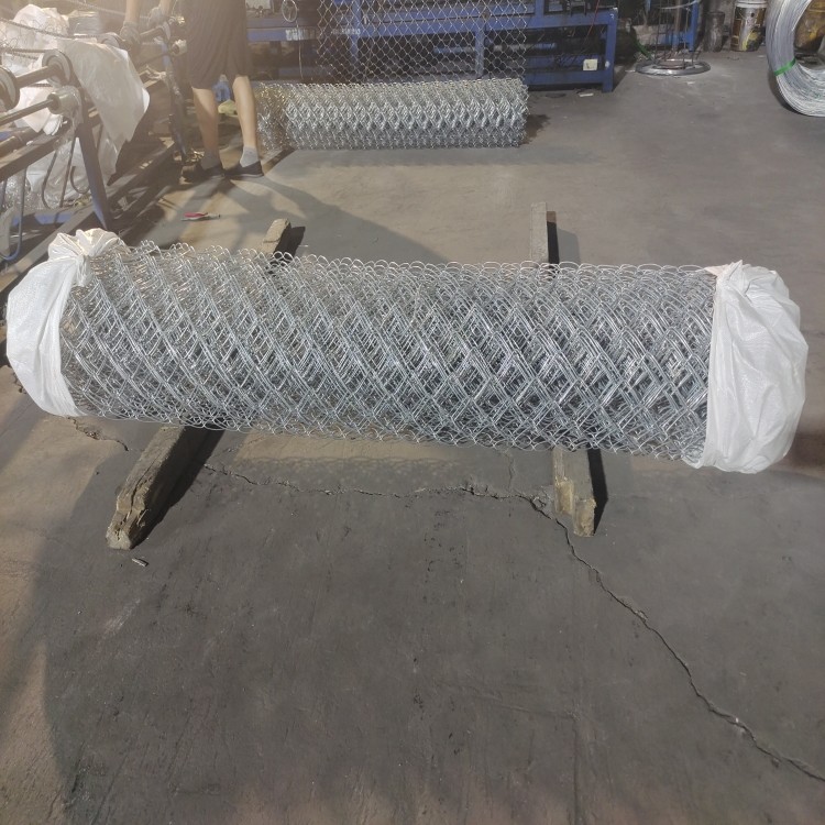 Height 1.8 m Residential Security Hot dipped Galvanized removable Chain Link Fence