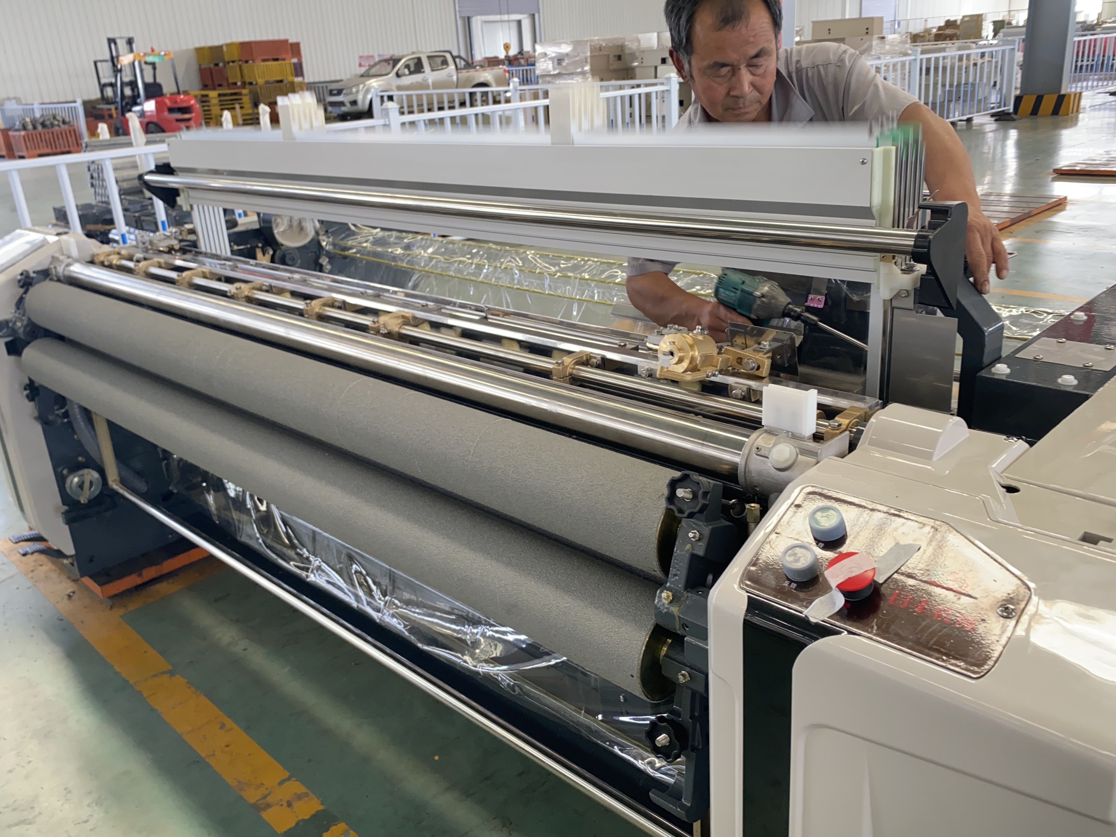 Double Pump Polyester Weaving Textile Water Jet Loom High Speed 230 Cm