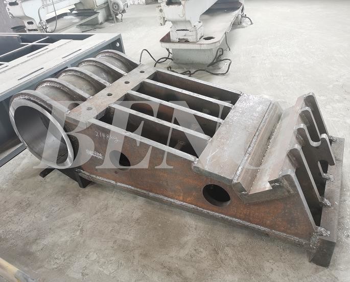 Custom Small Hydraulic Jaw Crusher Machine 60-410 TPH Output Stable Operation