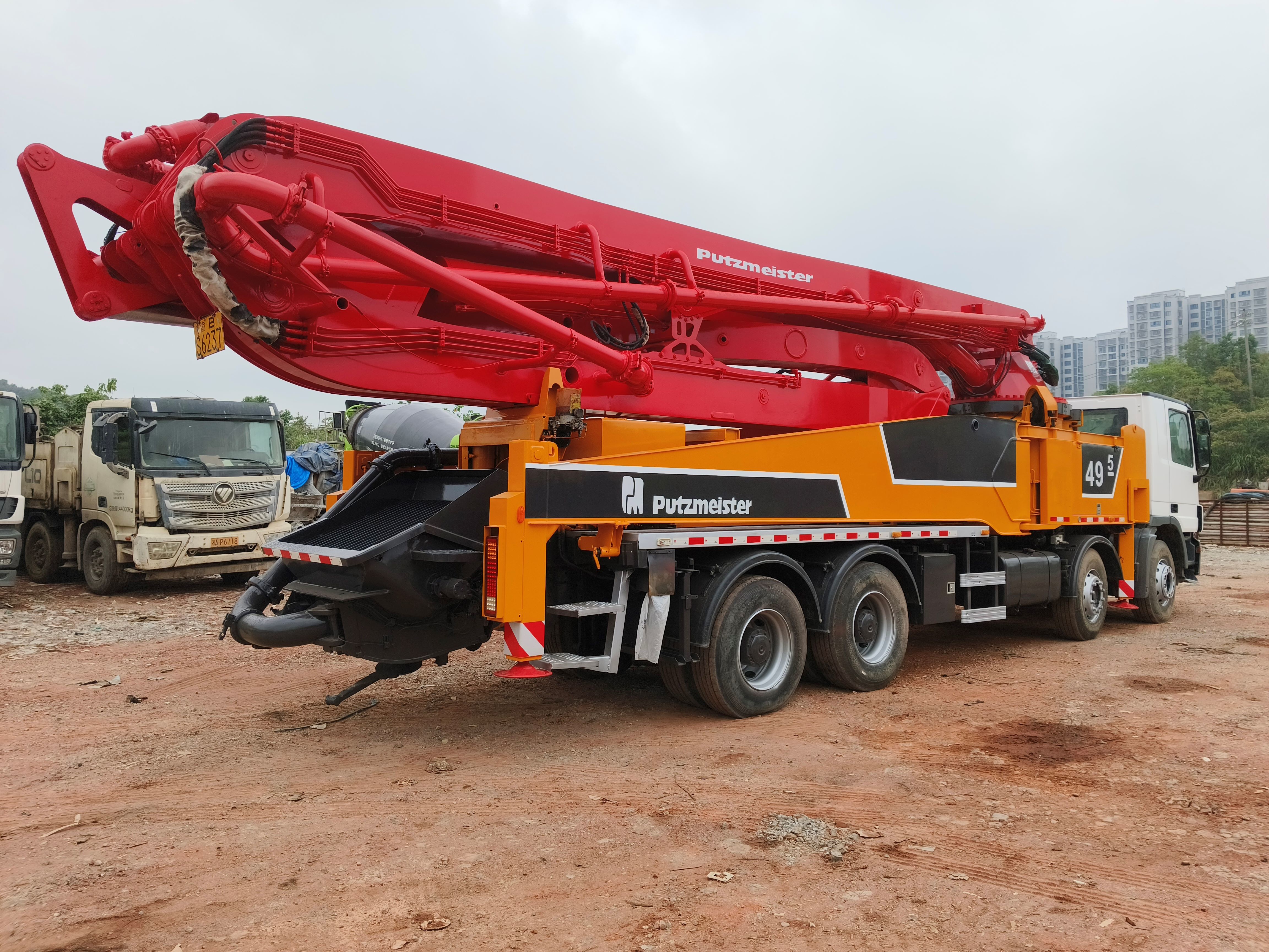Refurbished 2012 Putzmeister 49m Concrete Pump with Mercedes Benz Chassis with Factory Price for Sale