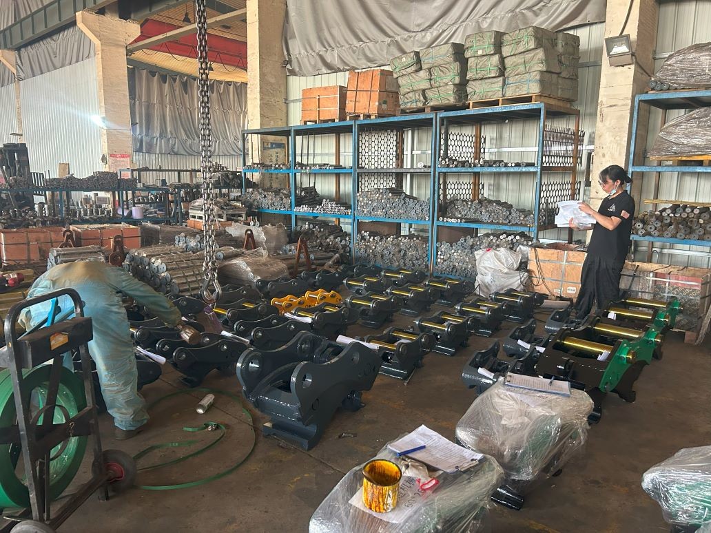 Hydraulic / Mechanical Quick Coupler For Hitachi EX120 Excavator