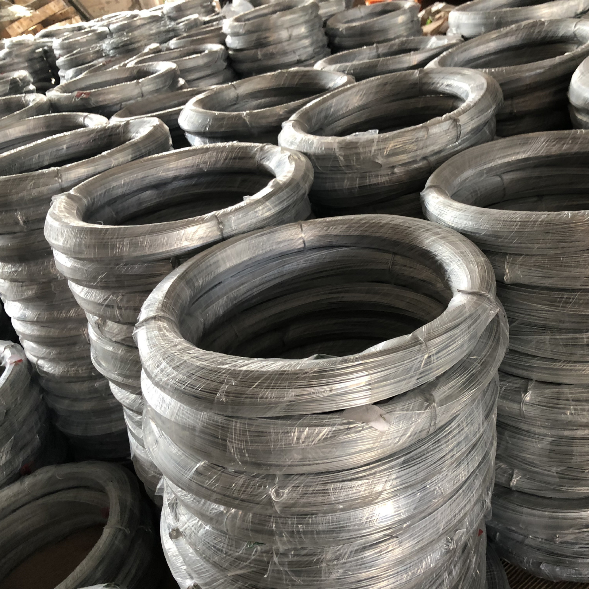 ASTM 70 80 82B Grade Zinc Coated Steel Wire 0.3mm 0.5mm 1mm Galvanized Iron Rod