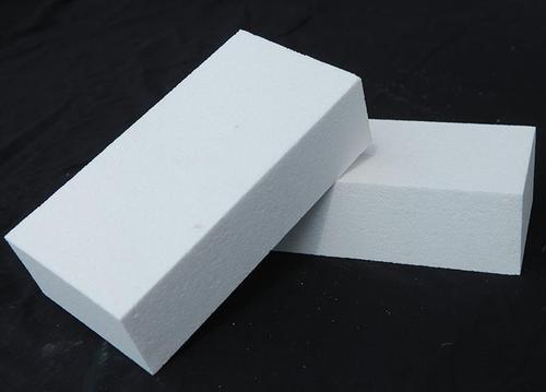 99.51% AL2O3 CORUNDUM BRICKS HIGH ALUMINA REFRACTORY BRICKS 1800 C SERVICE