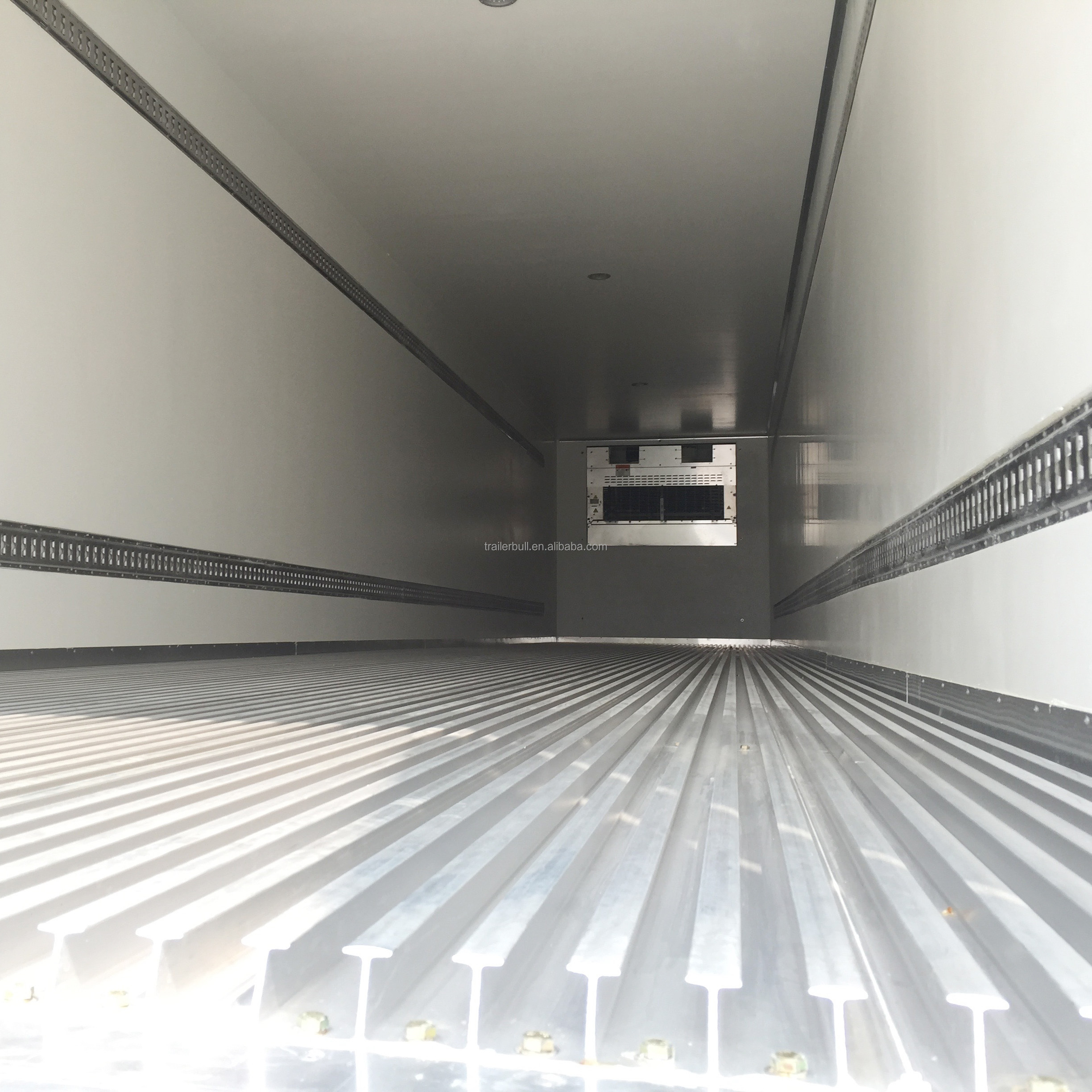 47ft 3 Axle Chill and Frozen Refrigerated Truck Trailer with Portal Stainless Steel Body