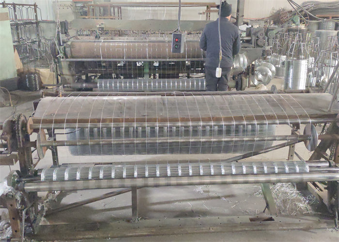 Electroplated Stainless Steel Welded Mesh Roll For Fence Isolation