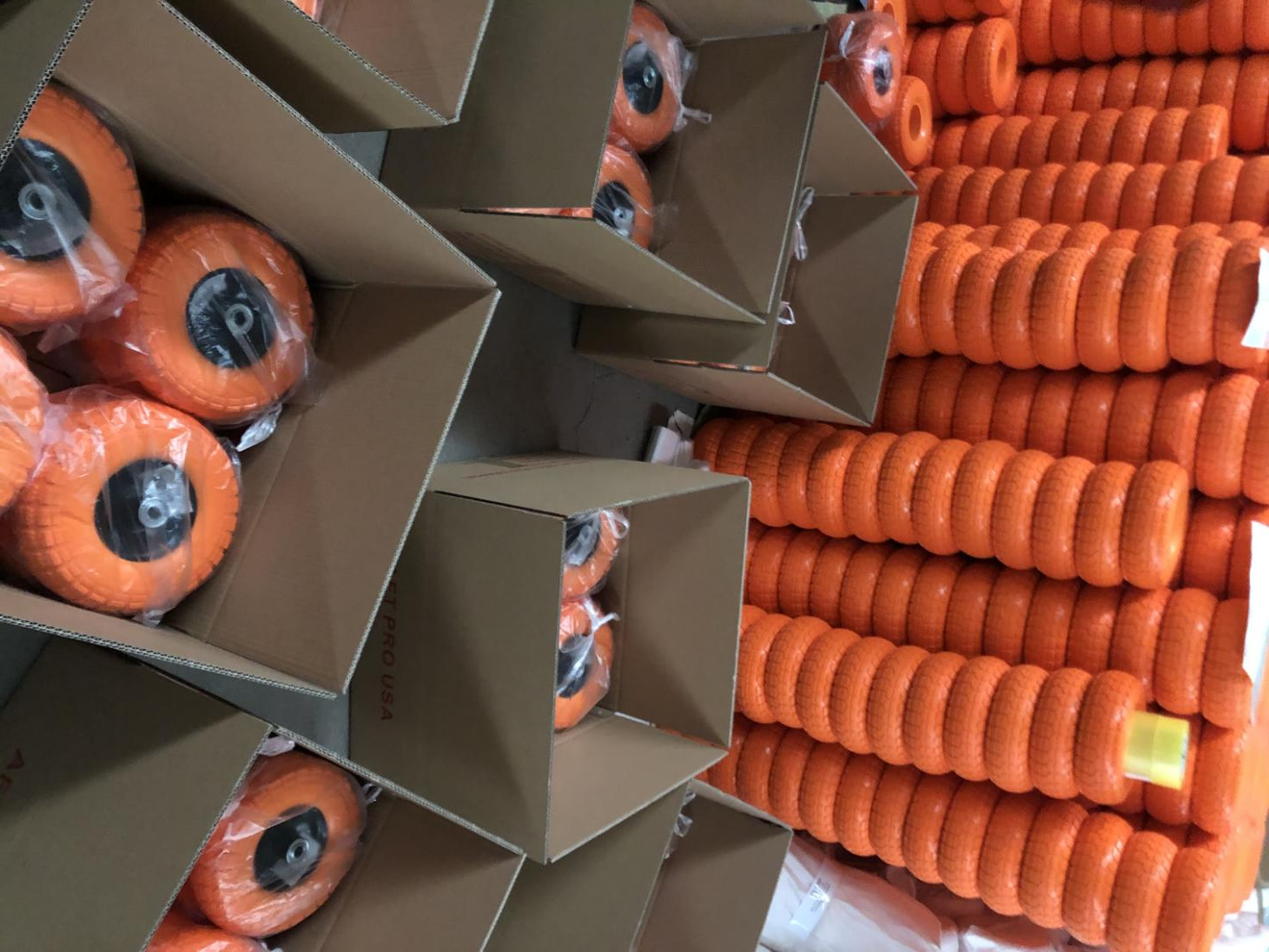 350-400mm PU Foam Wheels Diamond Pattern For Trolley