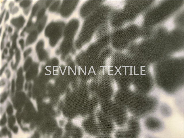 Stretch Grey Printed Thin Recycled Poly Lycra Fabric For Leggings