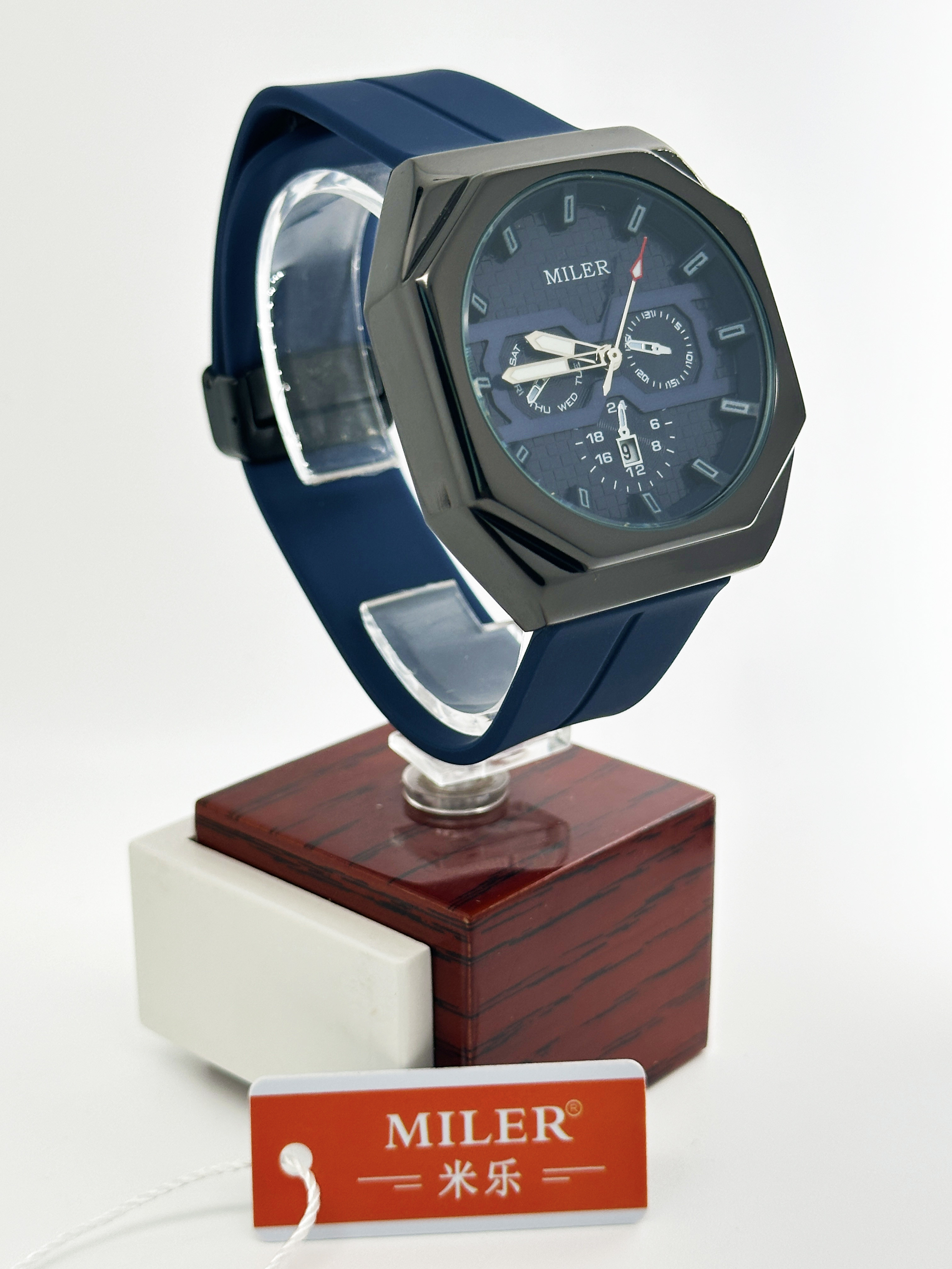 Custom Logo Miler Fashion Chronograph Quartz Men's Watch Big Dial Silicone Casual Personality Wristwatch Luxury Sports Watch