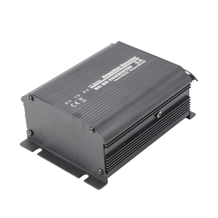 Portable Single Vehicle DC DC Converter , Multiscene Solar DC DC Converter