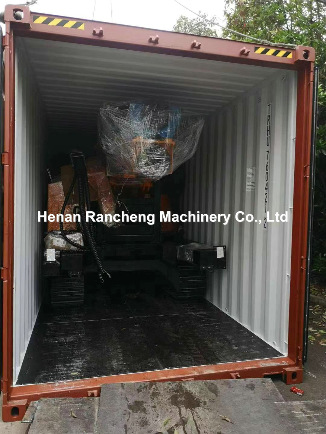 Hydraulic Crawler Blast Hole RC Drilling Rig 132KW Power 500m Drill Depth