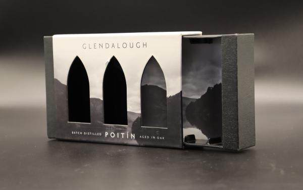 ROHS Luxury Wine Gift Box Packaging with Window , black paper and coated paper