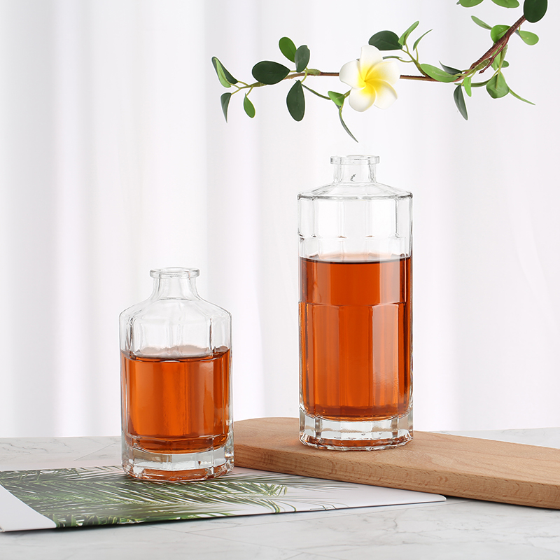 1000ml Vodka Bottles for Restaurants Sealing Type Customizable and Affordable