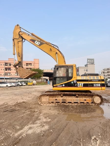 Earth Moving Used Cat 320BL Construction Machinery Original Hydraulic 20ton Digger