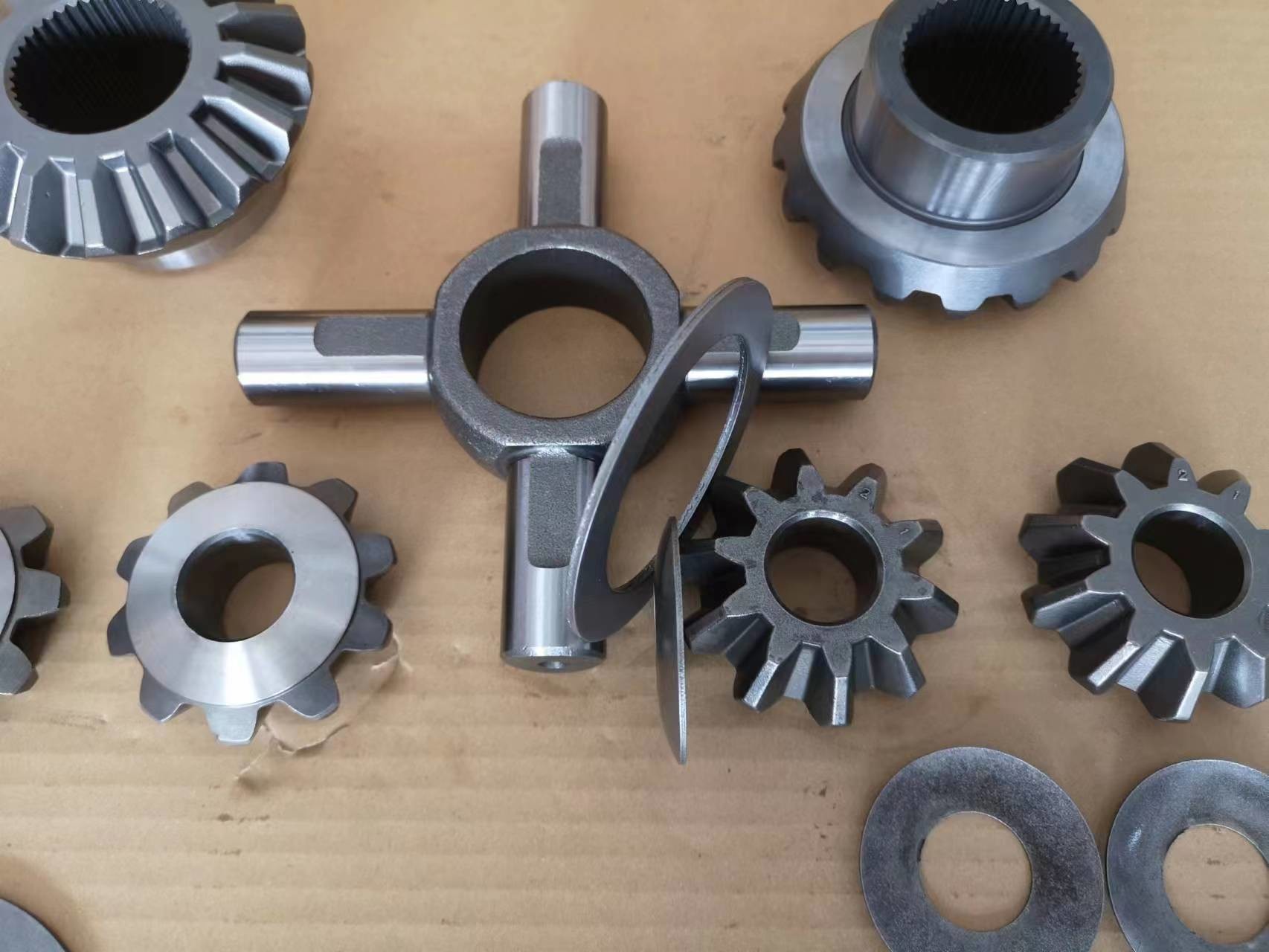 Rear Differential Final FTR ISUZU Drive Gear Set Side Gear 1415610640 Inner 41 Teeth Outer 16 Teeth