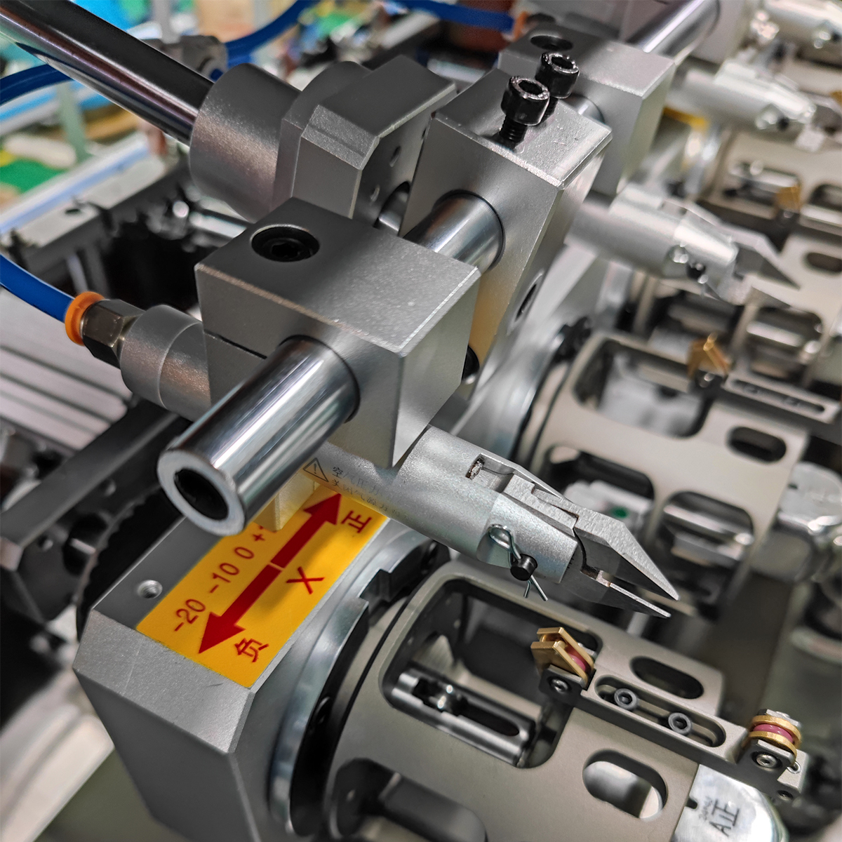 Conical Motor Winding Machine and 0.1 Degree Transfer Accuracy for Stator Engine Core