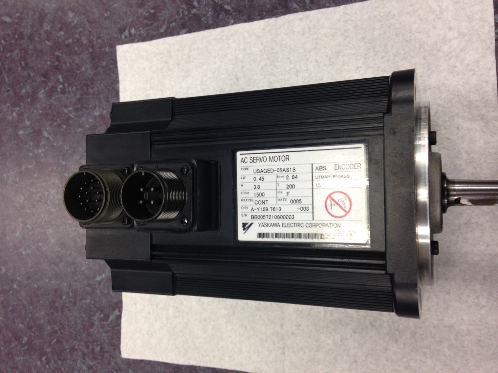 USAGED-05AS1S brand new and original. black is main color,3-5 working day of deliver time.