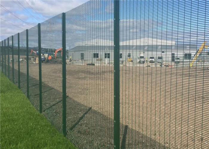 Galvanized Steel Durable 358 Anti Climb High Security Anti Theft Wire Mesh Fence