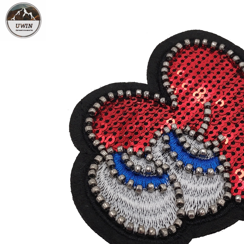 Sew On OEM Beaded Applique Patches Heart Eyes Sequins Material Merrowed Border