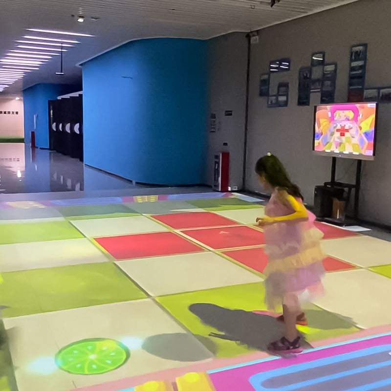  2025 Most Popular Immersive Interactive Projection Games Party Multiplayer Manufactures