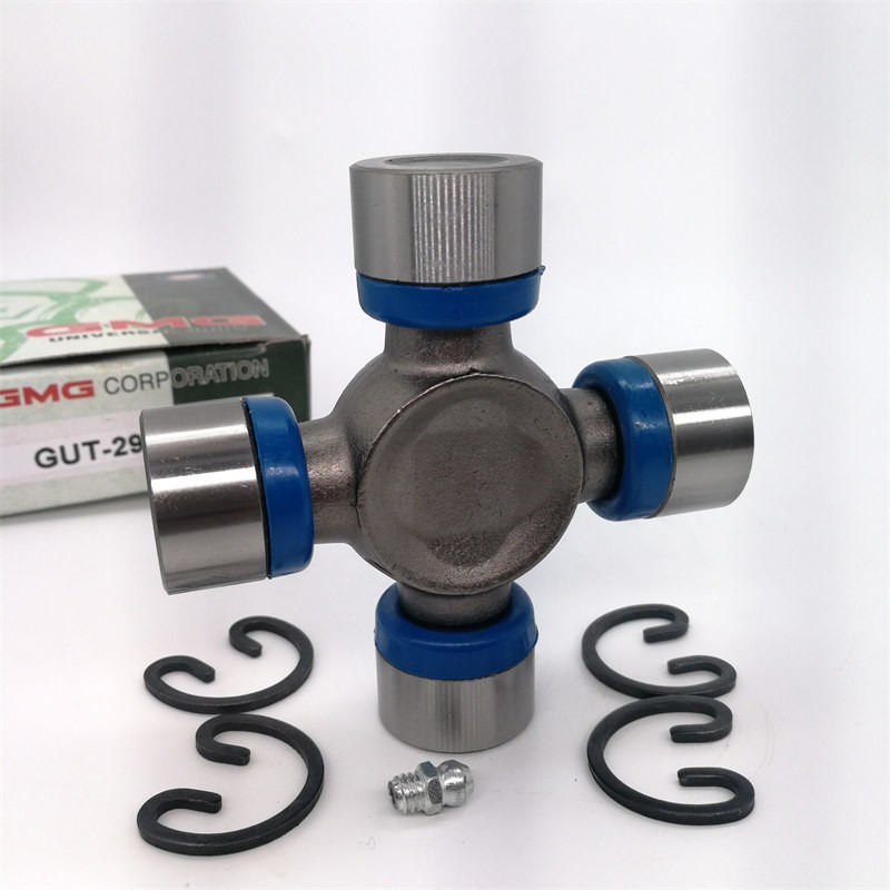 Gut29 Universal Joint Bearing 04371-0K080 20Cr / 20CrMnTi For Nissan Navara D40 Ford