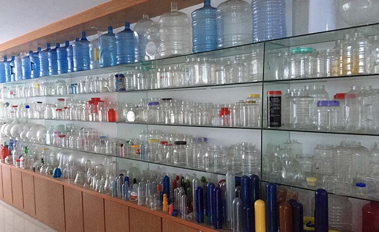 2022 Stretch Liquid Soap 1L Small Pet Plastic Mineral Water Bottle Making Blowing Machine