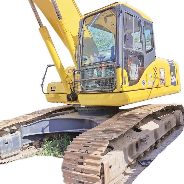 Best 20T Second Hand KOMATSU Crawler Excavator PC220 PC210 PC200 with Cummins Engine