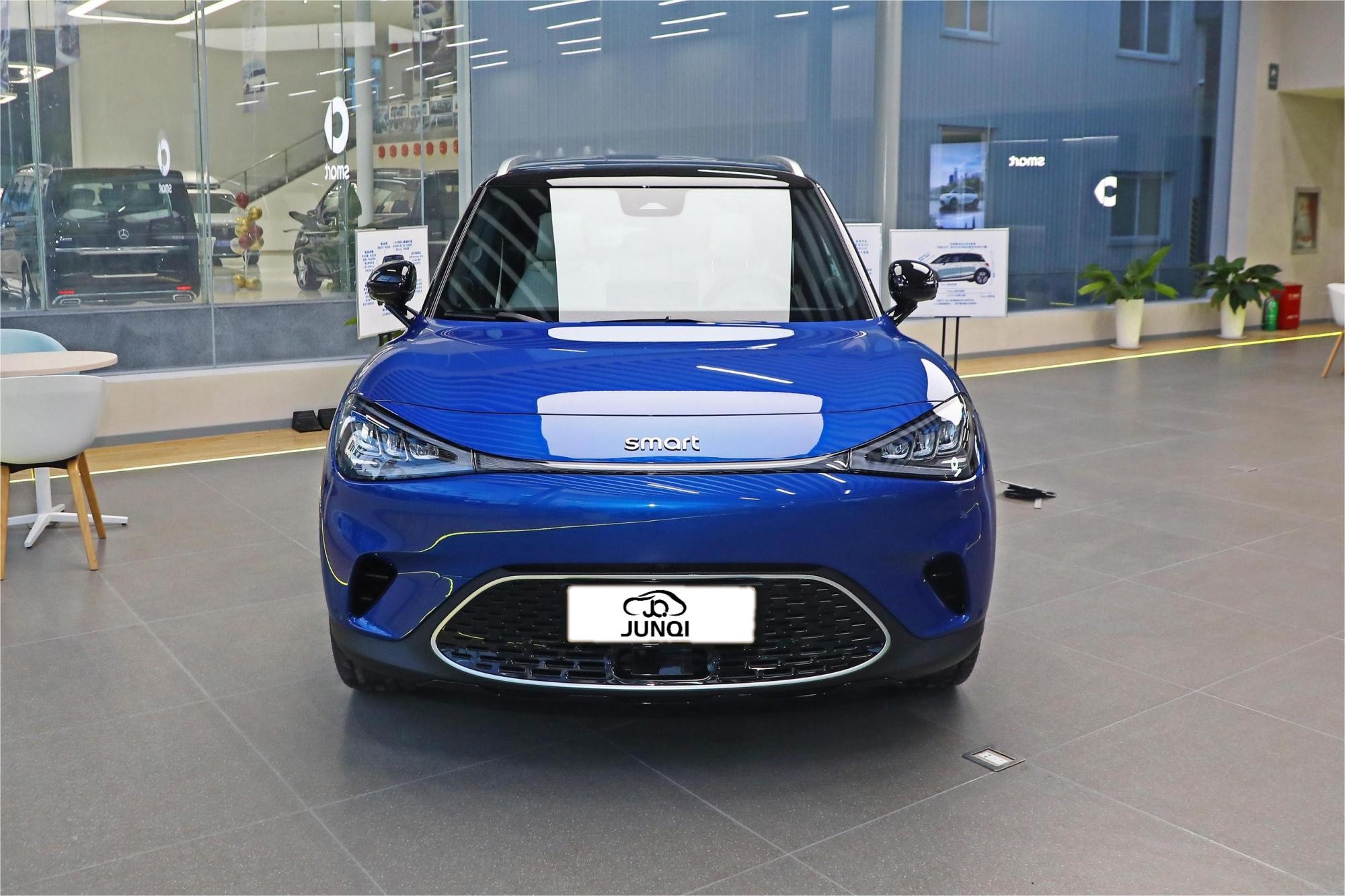 Smart1 Smooth Responsive Driving with Instant Torque for Urban Environments