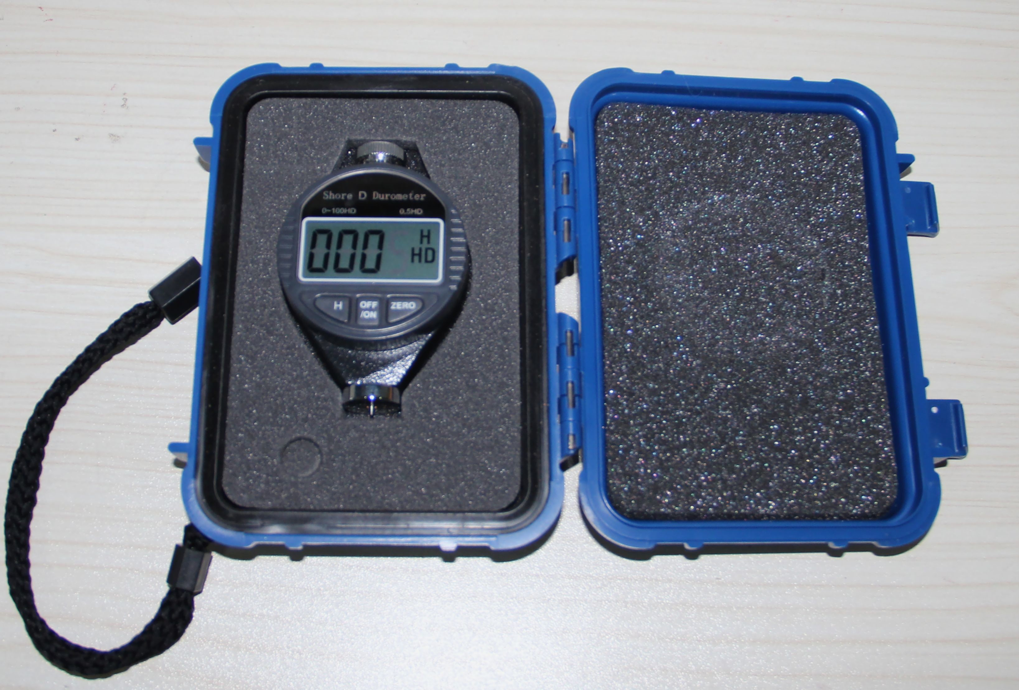 Digital shore durometer,portable shore hardness meter for hard rubber HT-6520D 