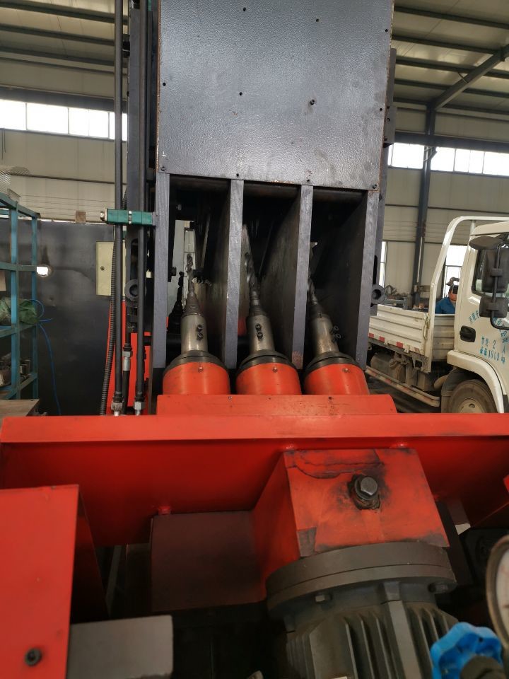 Hot Sale CNC Angle Steel Drilling And Marking Machine Line Model JNC2532/JNC3040