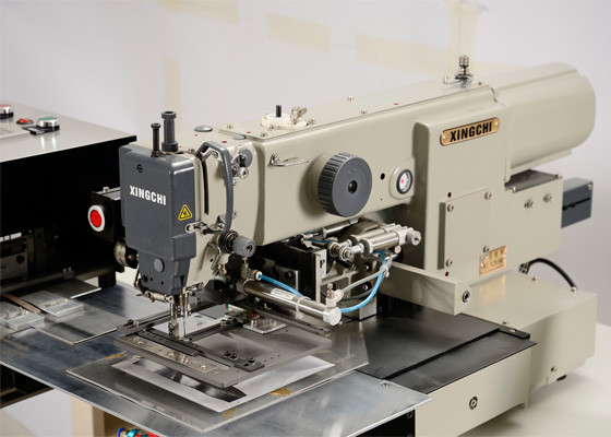 Pneumatic Industrial Straight Sewing Machine , Single Needle Pattern Sewing Machine