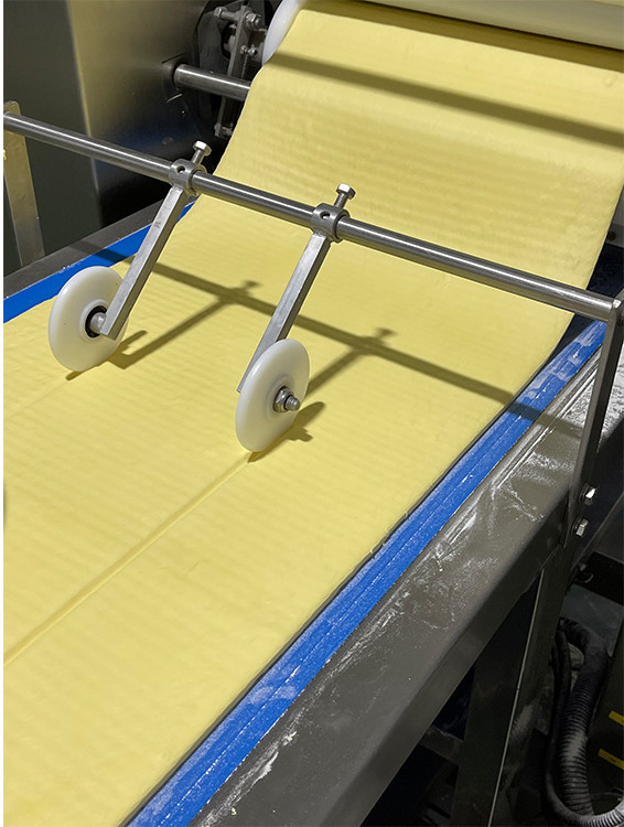 1T/H Full Automatic Pastry Making Machine Bakery Puff Making Dough Sheeting Machinery