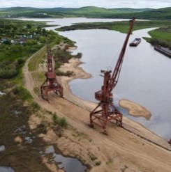 Quality Safe Secure Cargo Handling Heavy Lift Offshore Cranes Pontoon Boat Crane  5t To 40t for sale