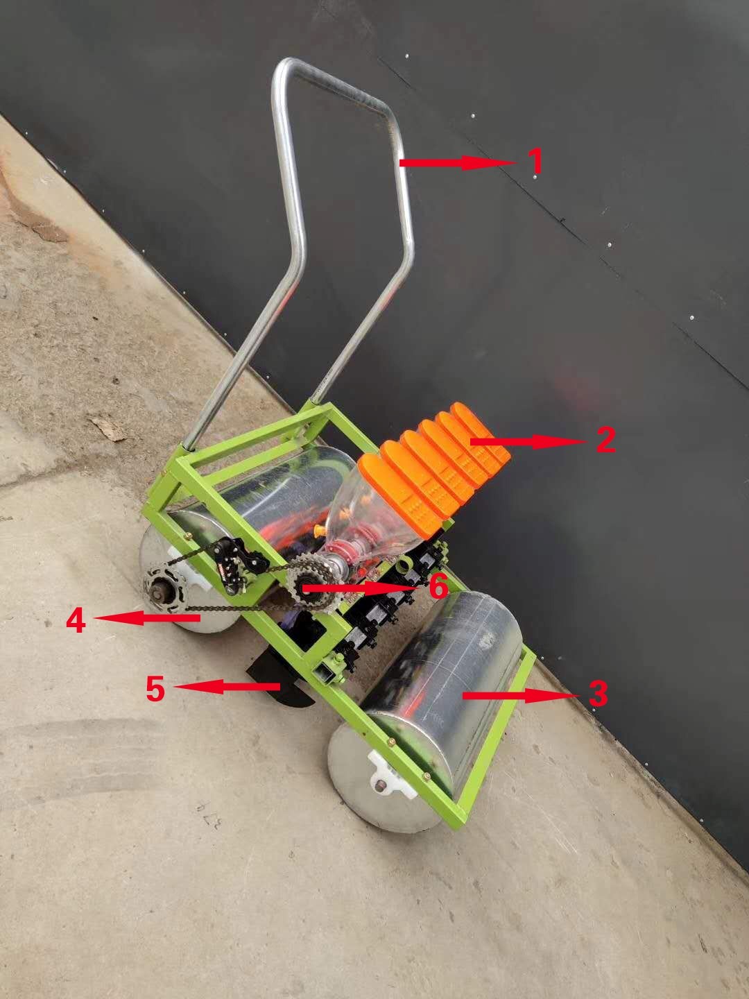Carrot Onion Planter Manual Type 6 Rows High Working Efficiency