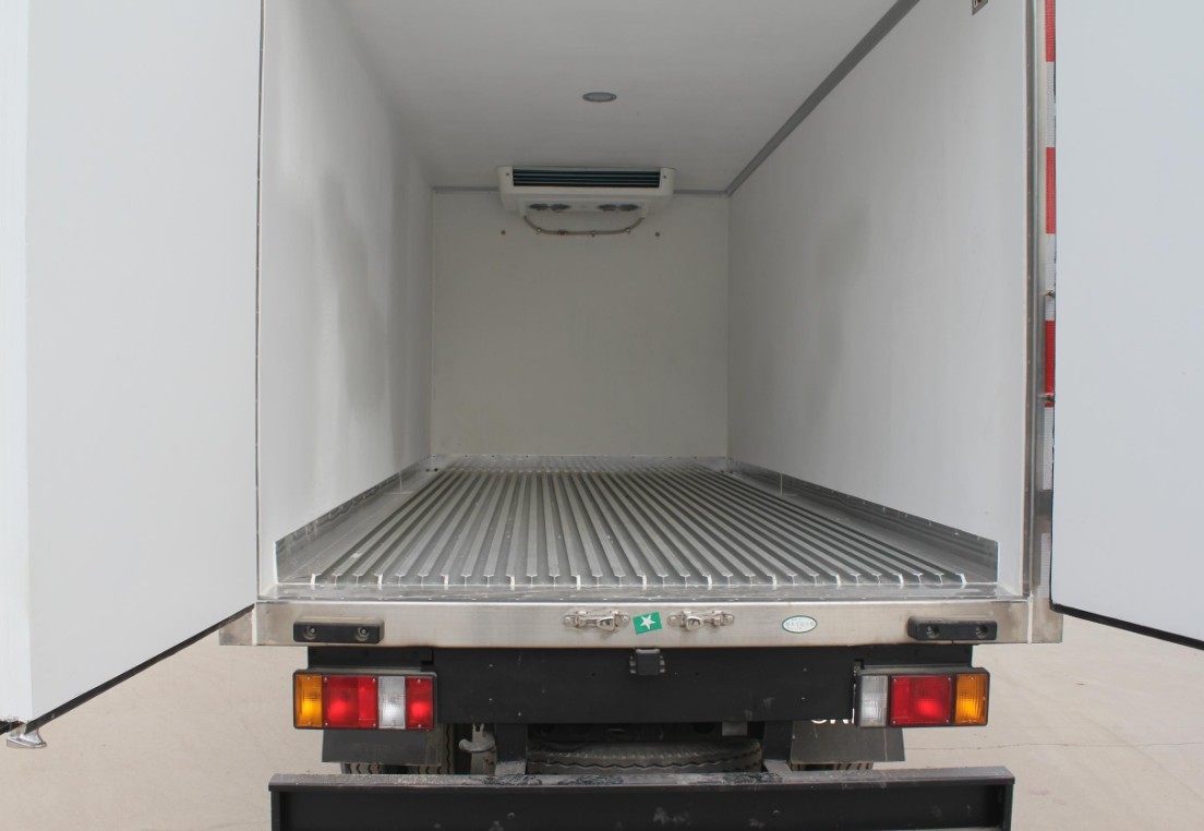 refeer truck