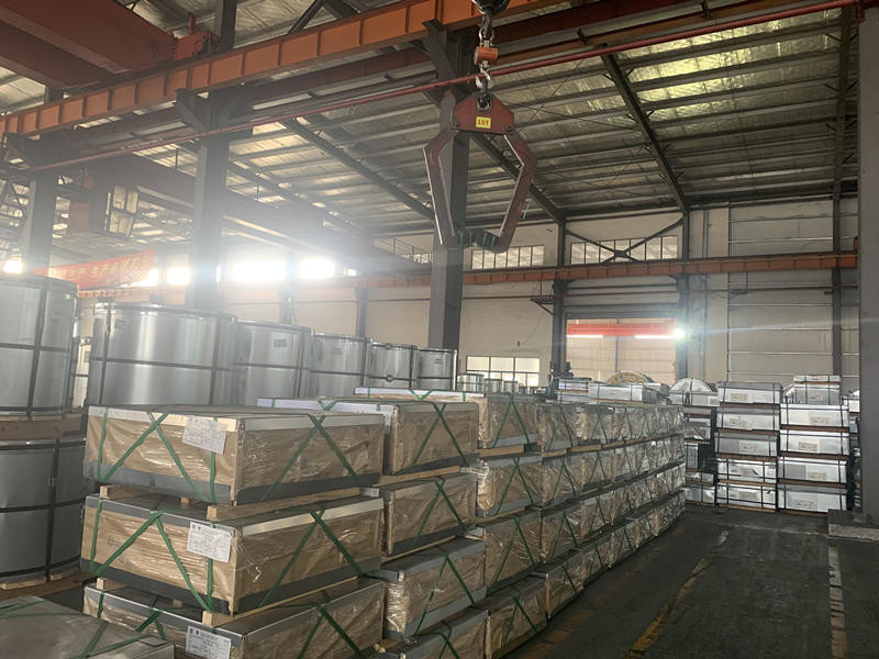SPTE Tinplate / Coil The Superior Material for Tin Can Energy Drink Packaging