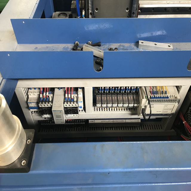 900*700 Working Area Automatic Packing Foam Electric Bonding Machine