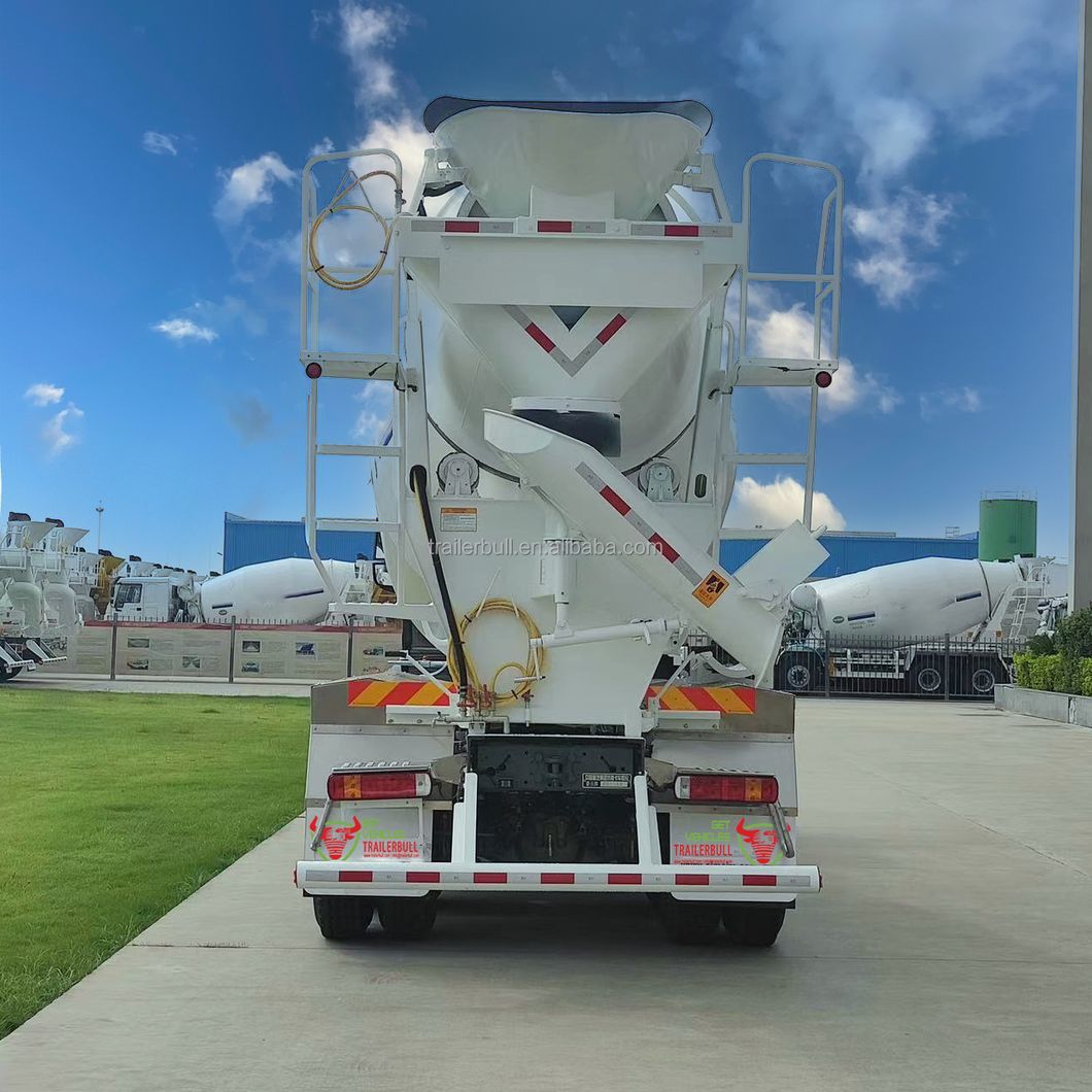 10cbm 350HP Concrete Mixer Truck with Sinotruk HOWO Tx 8X4 Heavy Duty Truck Chassis