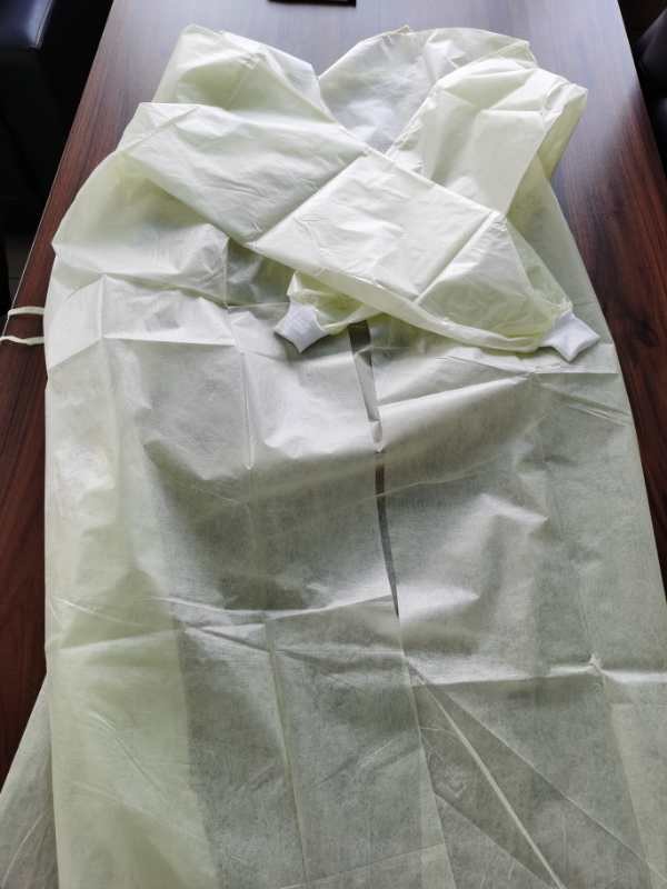 Level 2 PP+PE waterproof Isolation Grown 25G /35G（Level 2) Civil Used or Normal Medical use and Non-Surgical