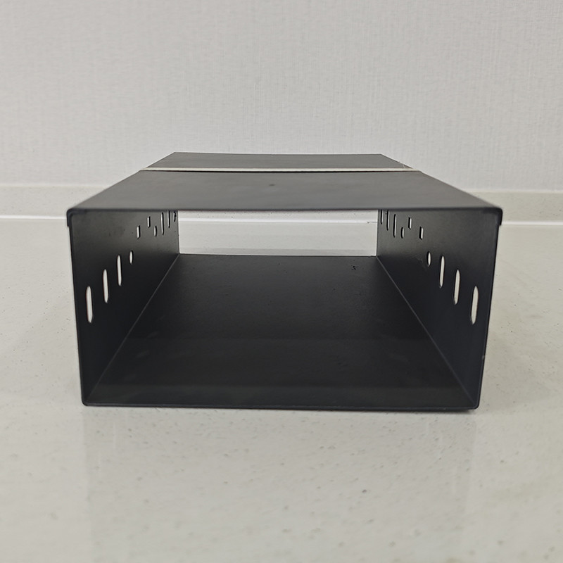 Indoor Solid Bottom Type Cable Tray With Custom Length And Galvanized Finish