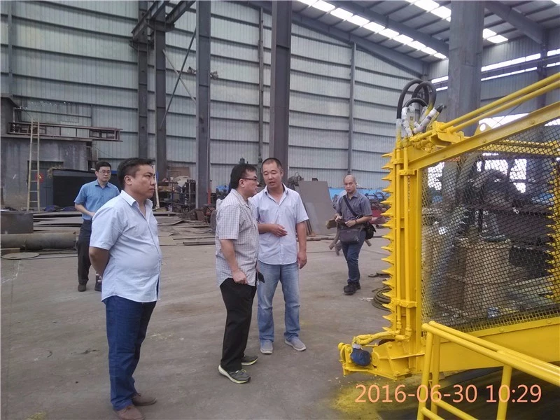 Mobile Gravel 530*1800 Gold Sand Trommel Screen Mineral Separating Machinery