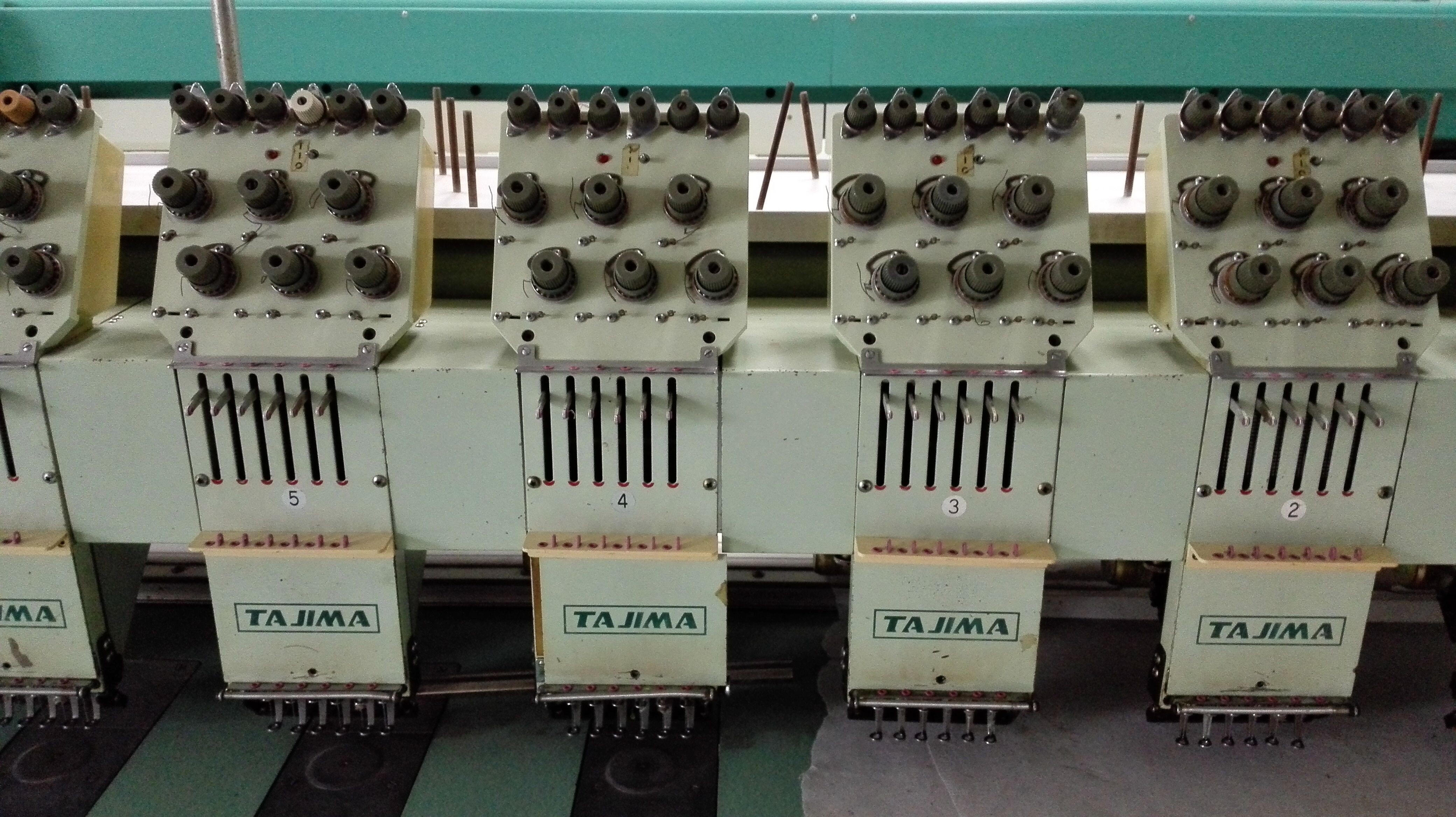 Electronic Used Tajima Embroidery Machine With 20 Heads 6 Needles